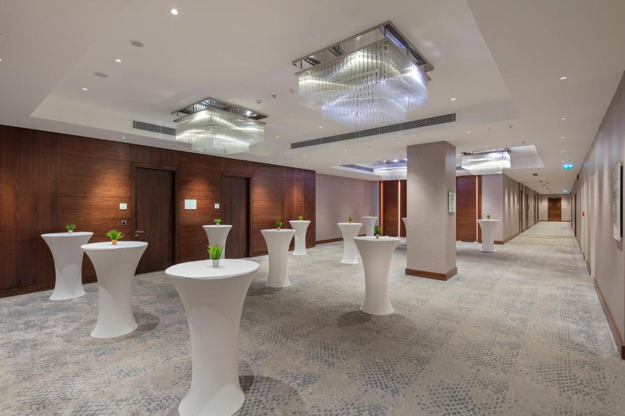 Holiday Inn Istanbul - Tuzla Bay By Ihg Bagian luar foto