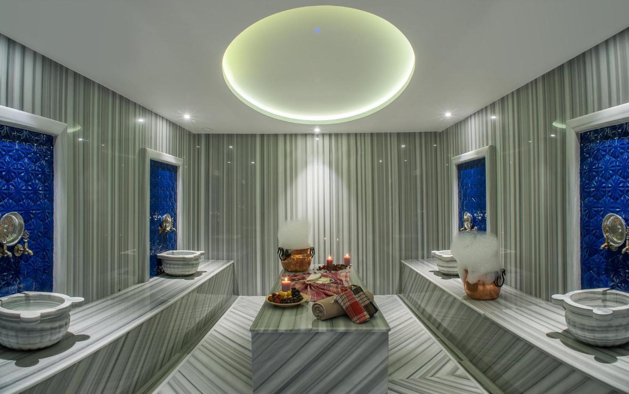 Holiday Inn Istanbul - Tuzla Bay By Ihg Bagian luar foto