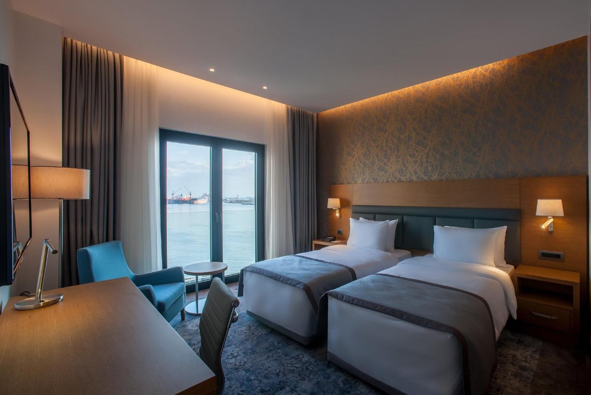 Holiday Inn Istanbul - Tuzla Bay By Ihg Bagian luar foto